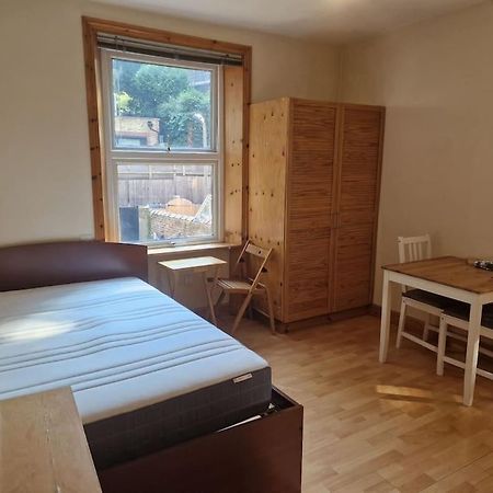 Bright Studio Apartment Highgate Londres Extérieur photo